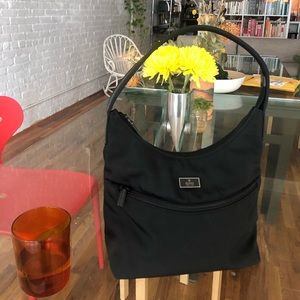Authentic Gucci 90s black shoulder bag